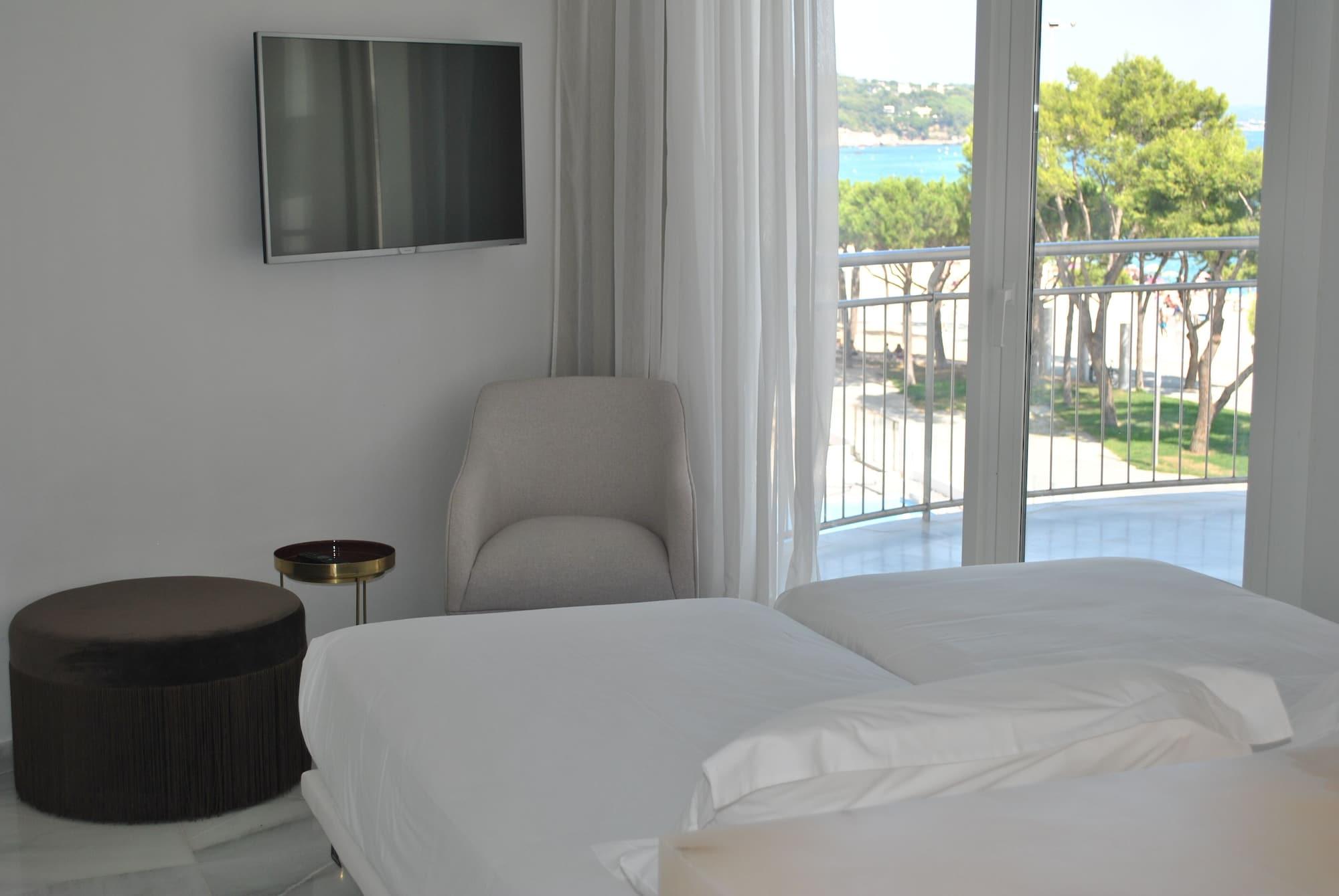 Hotel Aromar Platja d'Aro Exterior photo