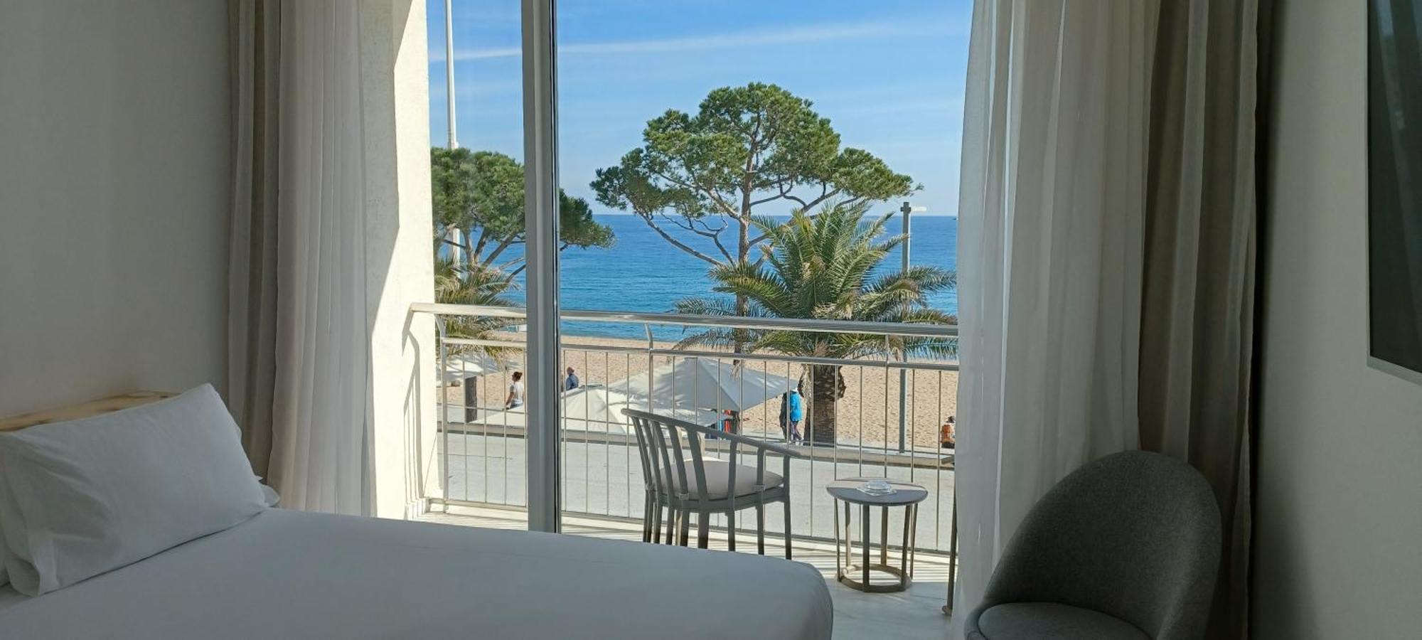 Hotel Aromar Platja d'Aro Exterior photo